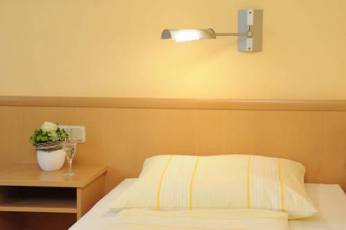 Imagen de la habitación del Hotel & Restaurant Hugenottengarten. Foto 13