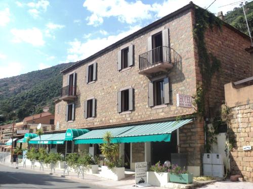 Imagen general del Hotel & Restaurant Le Beau Sejour. Foto 1