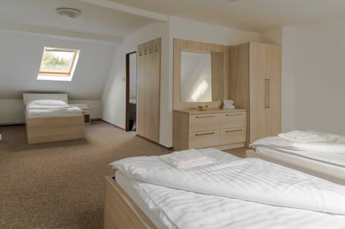 Imagen de la habitación del Hotel & Restaurant Pod Ka&scaron;tany. Foto 15