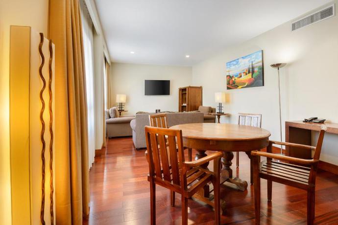 Imagen general del Hotel & Spa Monasterio de Boltaña. Foto 11