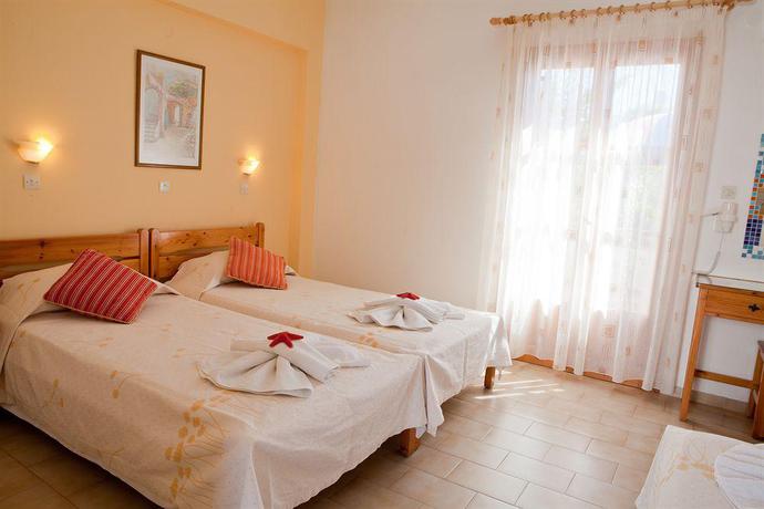 Imagen general del Hotel & Studios Cyclades. Foto 9