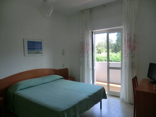 Imagen de la habitación del Hotel ananea Tropea Yachting Resort. Foto 7