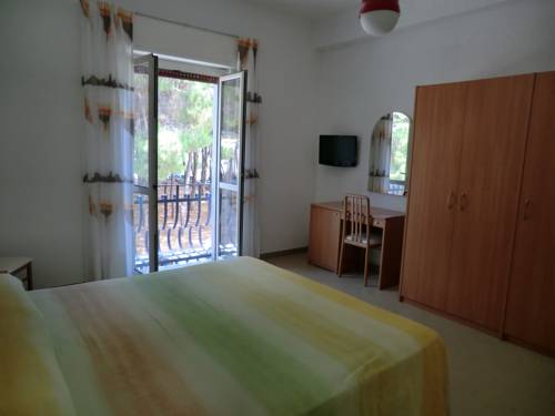 Imagen de la habitación del Hotel ananea Tropea Yachting Resort. Foto 8