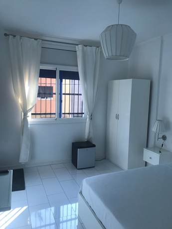 Imagen de la habitación del Hotel and Aparthotel Doha. Foto 3
