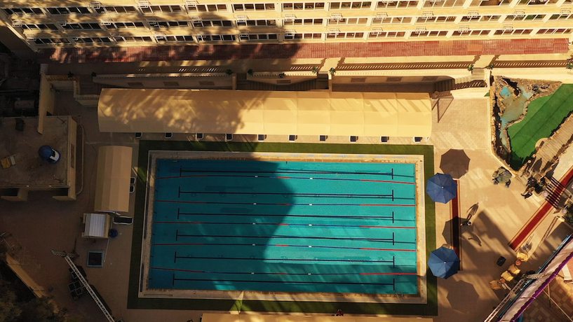 Imagen de la piscina del Hotel and Apartments Jewel Al Nasr. Foto 21