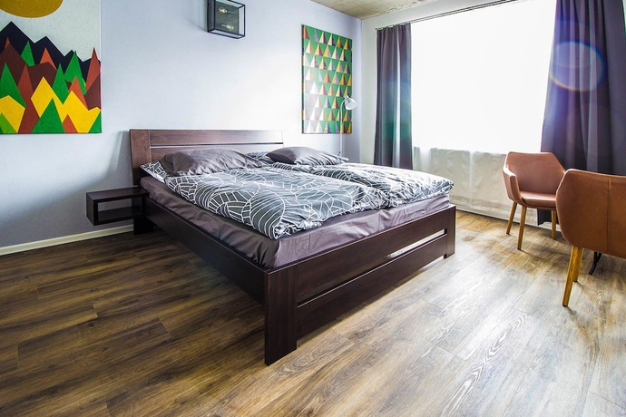 Imagen de la habitación del Hotel and Bistro 63. Foto 17