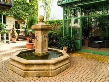 Imagen general del Hotel and Boardinghouse Garden Living. Foto 13