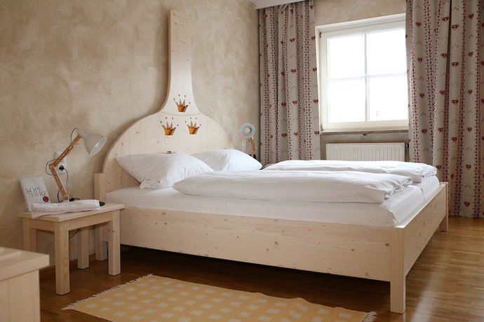 Imagen de la habitación del Hotel and Brauereigasthof Drei Kronen. Foto 16