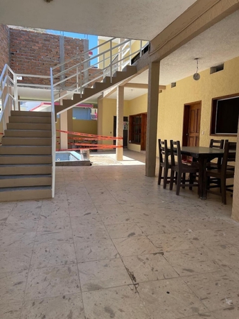 Imagen de los interiores del Hotel and Bungalows Palaces. Foto 14