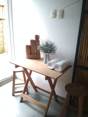 Imagen de la habitación del Hotel and Caba&ntilde;as amara Caf&eacute;. Foto 14