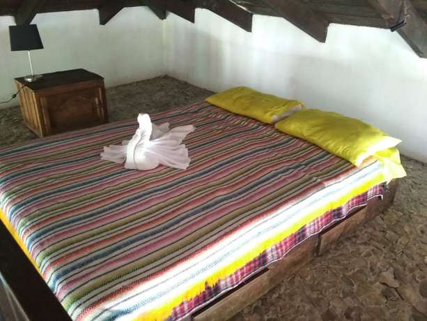 Imagen de la habitación del Hotel and Caba&ntilde;as amara Caf&eacute;. Foto 20