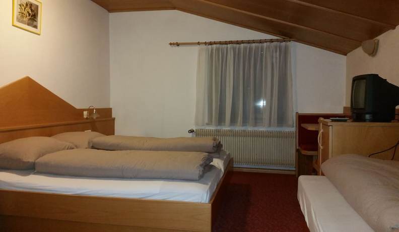 Imagen de la habitación del Hotel and Camping Gisser. Foto 16