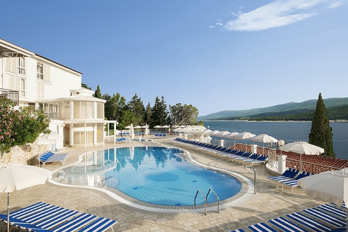 Imagen de la piscina del Hotel and Casa Valamar Sanfior. Foto 16