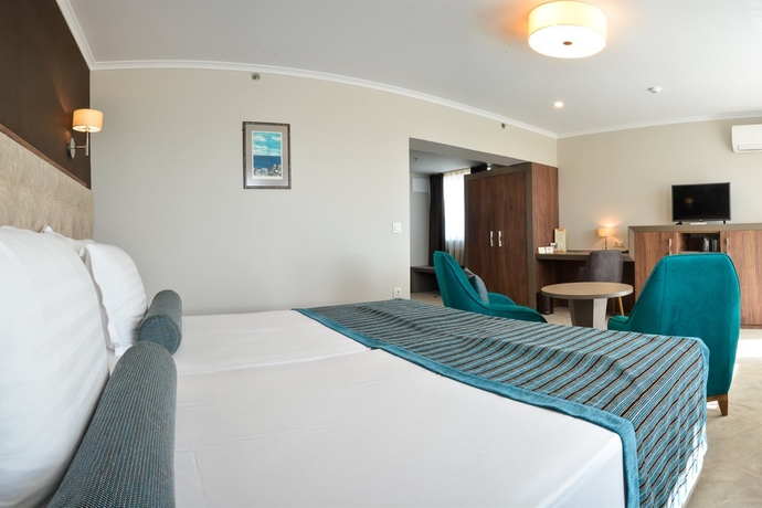 Imagen general del Hotel and Casino Cherno More. Foto 6