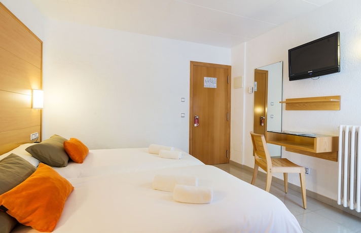 Imagen de la habitación del Hotel and Diving Les Illes. Foto 12