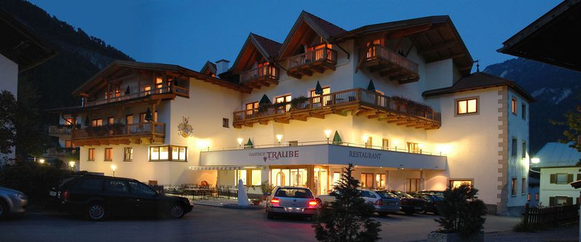 Imagen del bar/restaurante del Hotel and Garni Traube. Foto 4