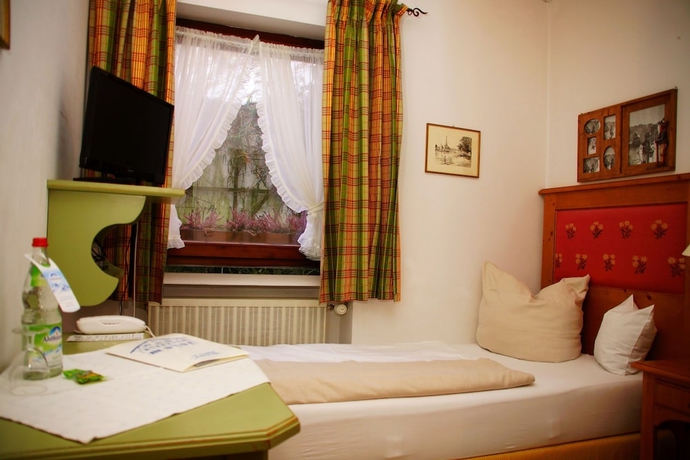 Imagen de la habitación del Hotel and Gasthof Fraundorfer. Foto 14