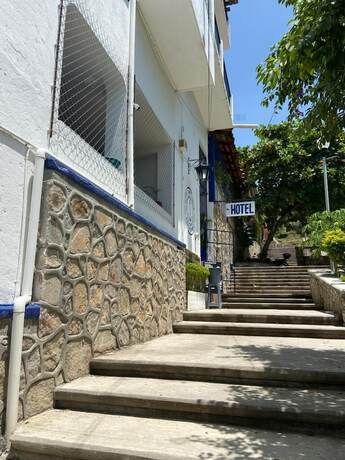 Imagen general del Hotel and Hostal Mayflower. Foto 9