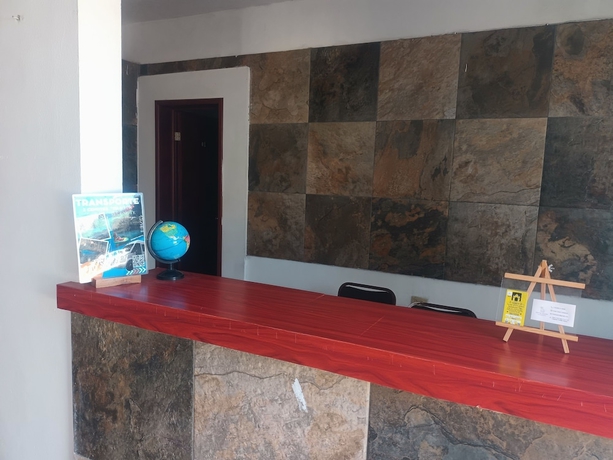 Imagen de los interiores del Hotel and Hostel 230. Foto 16