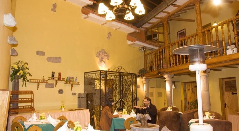 Imagen general del Hotel and Mirador Los Apus. Foto 8