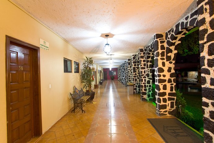 Imagen de los interiores del Hotel and Motel Hacienda Jiutepec. Foto 19