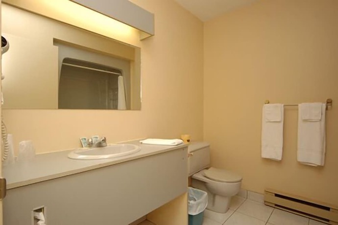 Imagen de la habitación del Hotel and Motel le Luxembourg. Foto 10