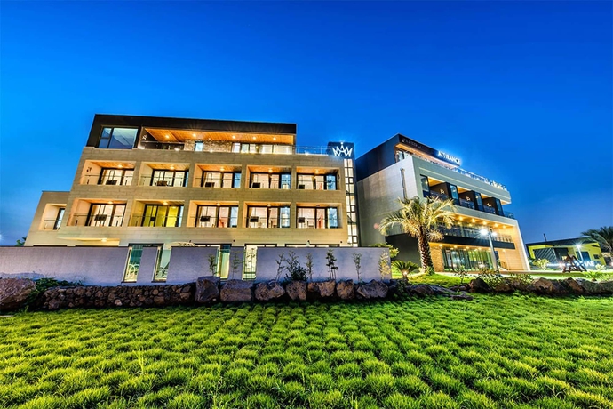 Imagen de los exteriores del Hotel and Pool Villa Attirance. Foto 19