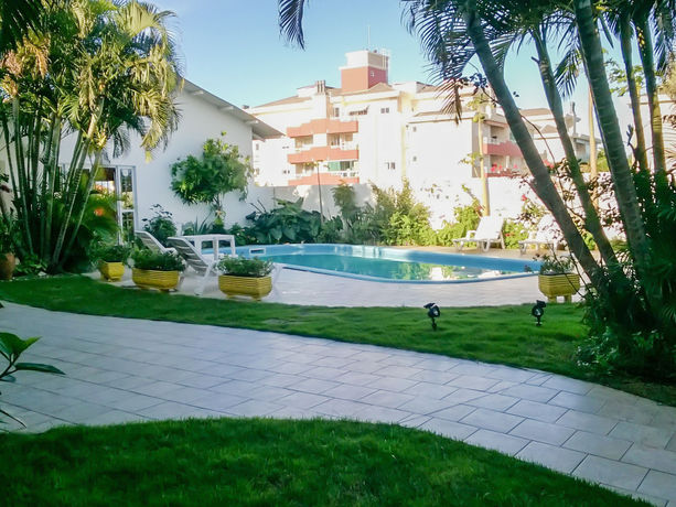 Imagen de los interiores del Hotel and Pousada Favareto. Foto 10