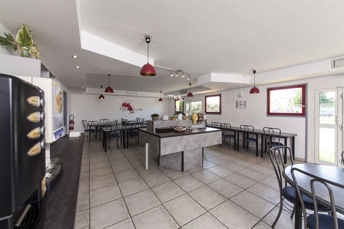 Imagen del bar/restaurante del Hotel and Residence Calais Car Ferry. Foto 8