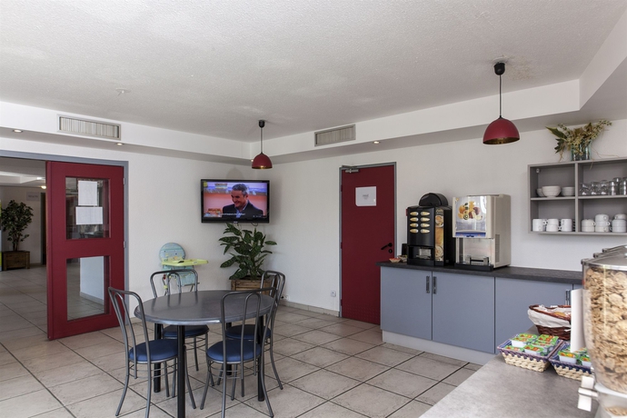 Imagen del bar/restaurante del Hotel and Residence Calais Car Ferry. Foto 9