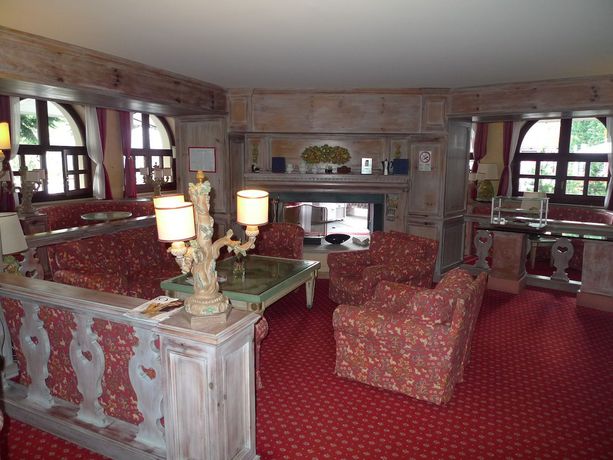 Imagen de los interiores del Hotel and Residence Catturani. Foto 10