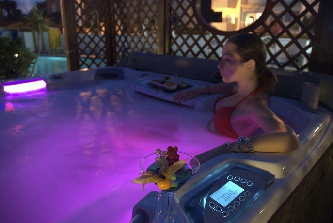 Imagen general del Hotel and Residence Cavalluccio Marino. Foto 8