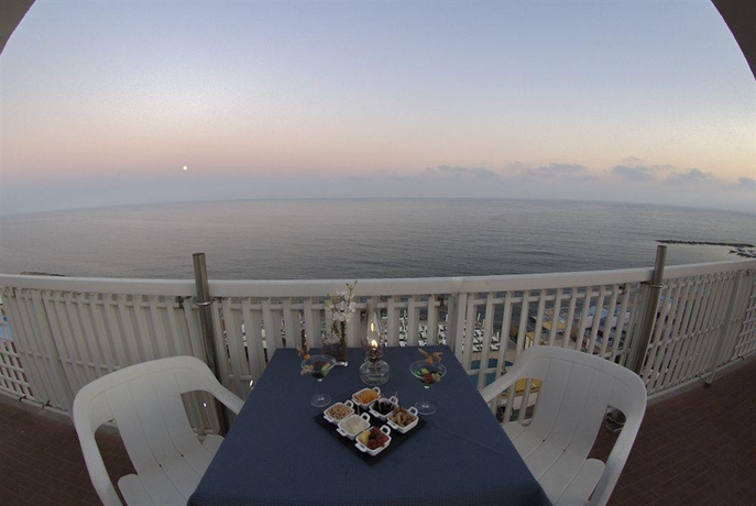 Imagen general del Hotel and Residence Cavalluccio Marino. Foto 12