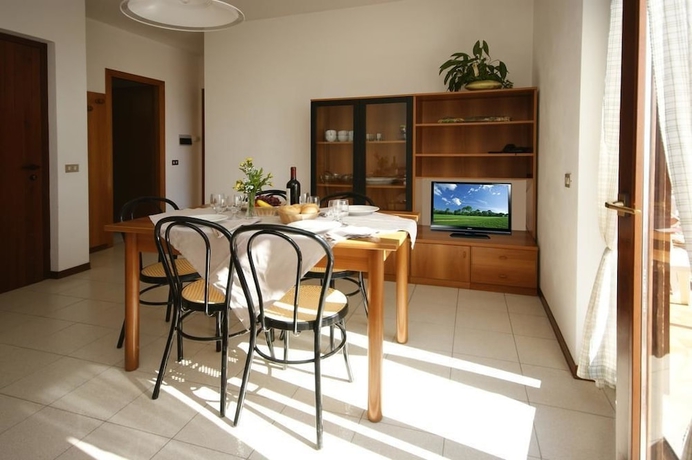 Imagen de la habitación del Hotel and Residence La Rotonda. Foto 14