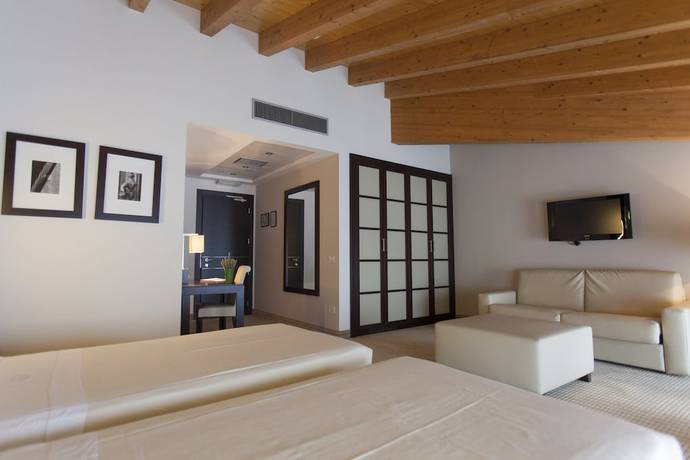 Imagen de la habitación del Hotel and Residence Villa Bartolomea. Foto 9