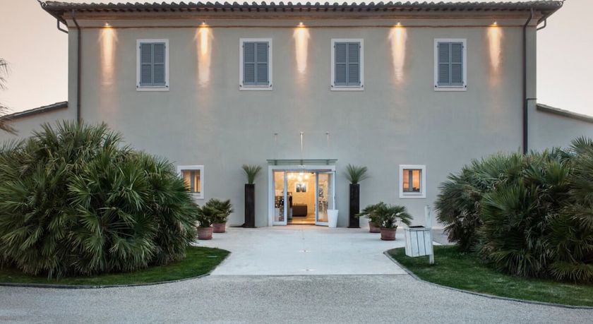 Imagen general del Hotel and Resort Le Colombare. Foto 4