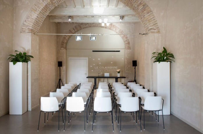 Imagen de los interiores del Hotel and Resort Le Colombare. Foto 14