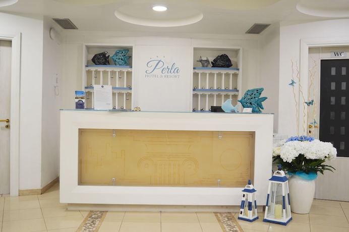 Imagen de los interiores del Hotel and Resort Perla. Foto 20