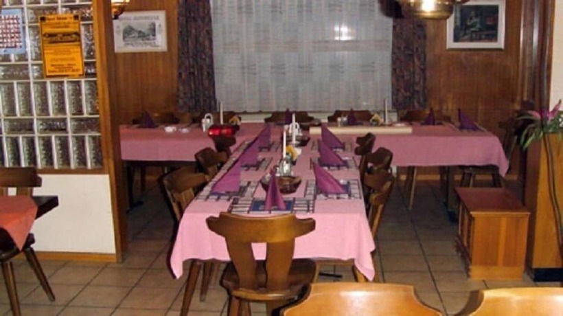 Imagen del bar/restaurante del Hotel and Restaurant Alpenrose. Foto 6