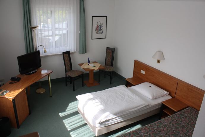 Imagen de la habitación del Hotel and Restaurant Bergfried. Foto 12