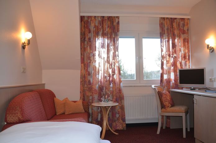 Imagen general del Hotel and Restaurant Castell. Foto 1