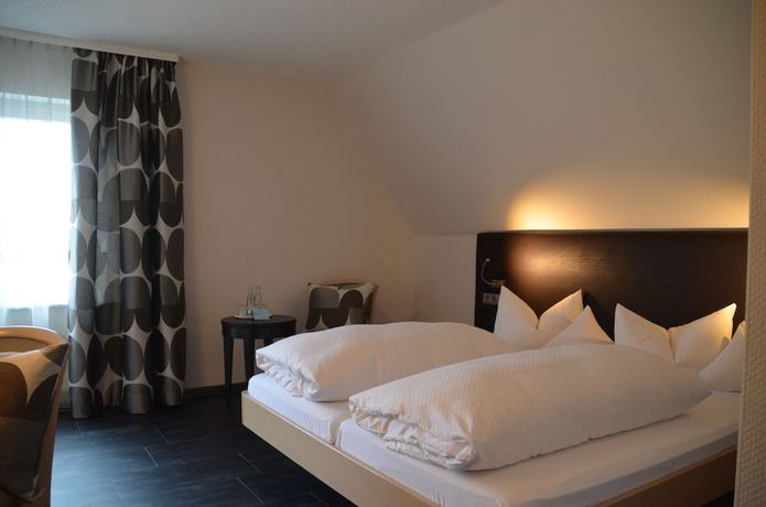 Imagen de la habitación del Hotel and Restaurant Castell. Foto 6