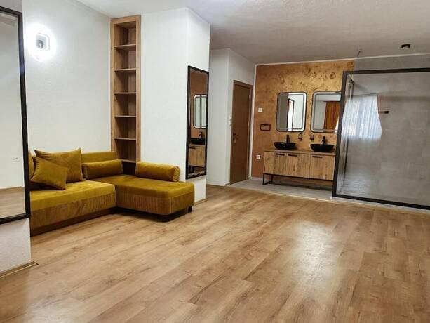 Imagen de la habitación del Hotel and Restaurant Domestika. Foto 15