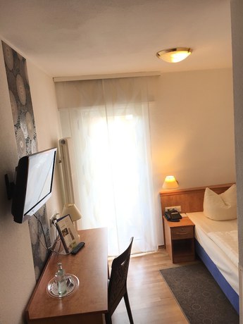 Imagen de la habitación del Hotel and Restaurant Ebnet. Foto 18