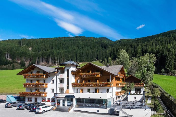 Imagen general del Hotel and Restaurant Feldrand. Foto 1