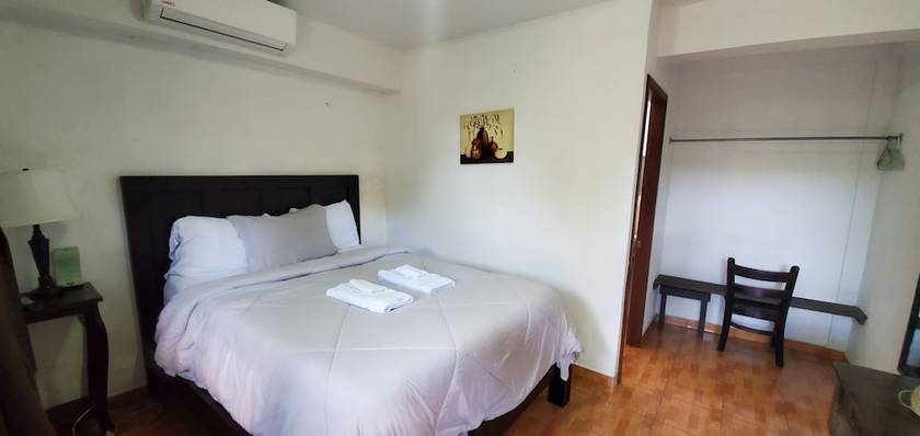 Imagen de la habitación del Hotel and Restaurant Fleur de Lis. Foto 5