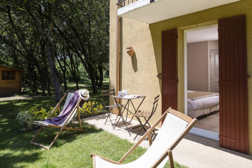 Imagen de la habitación del Hotel and Restaurant La Bastide De Grignan. Foto 9