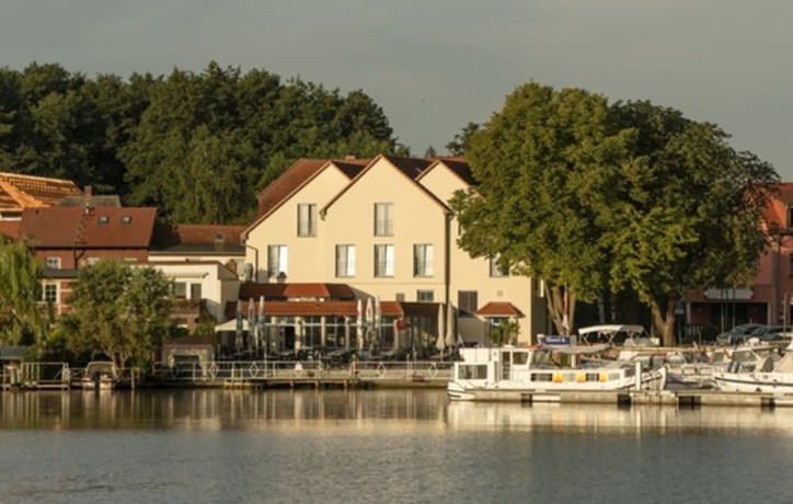 Imagen general del Hotel and Restaurant Müritzterrasse. Foto 1