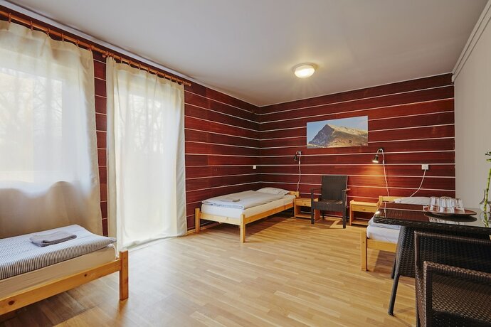 Imagen general del Hotel and Restaurant Resort Barca - Campsite. Foto 4