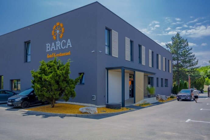 Imagen general del Hotel and Restaurant Resort Barca - Campsite. Foto 6